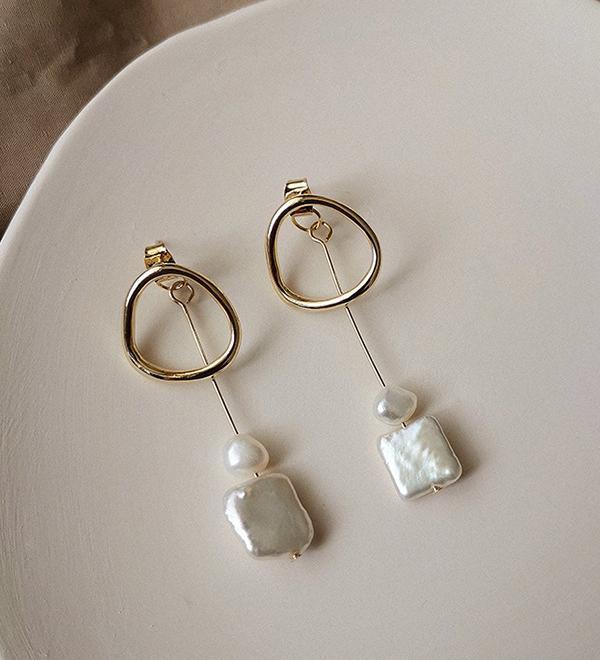 Virtuous Love Earring